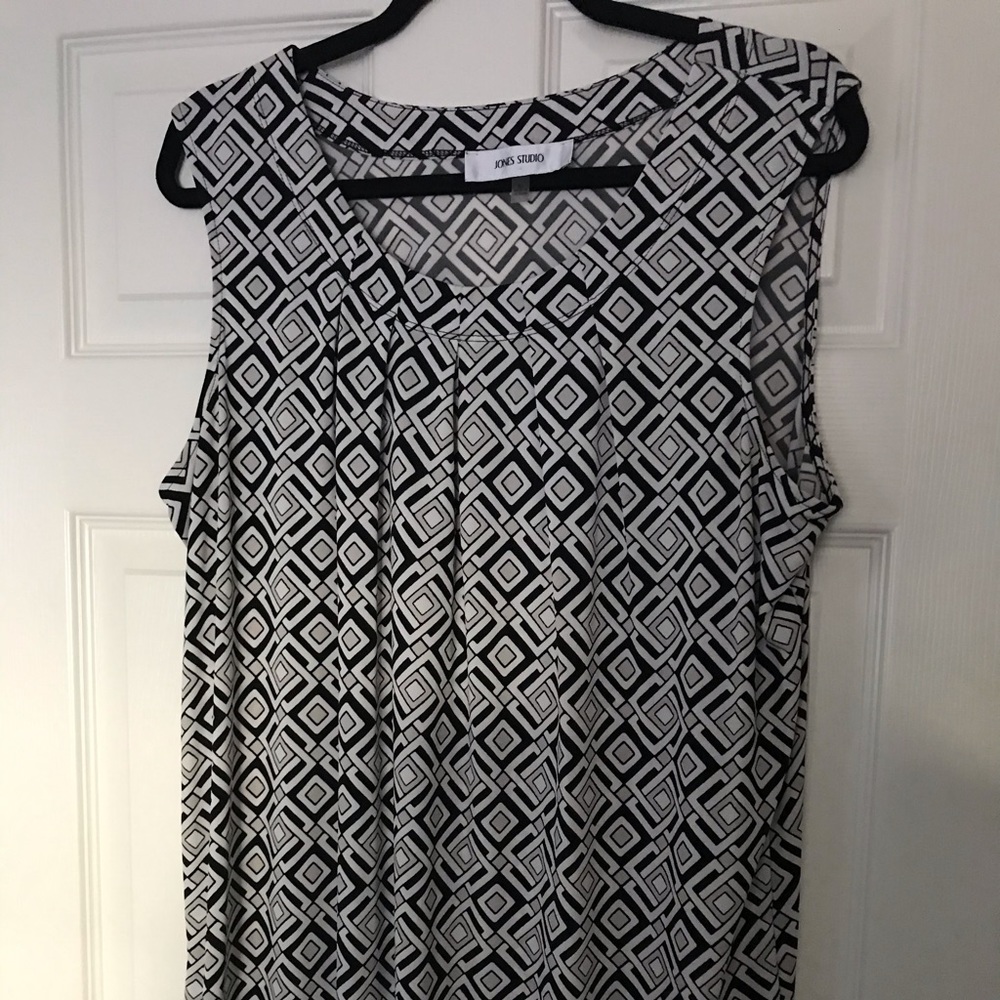 Tank Top in a beautiful print!
